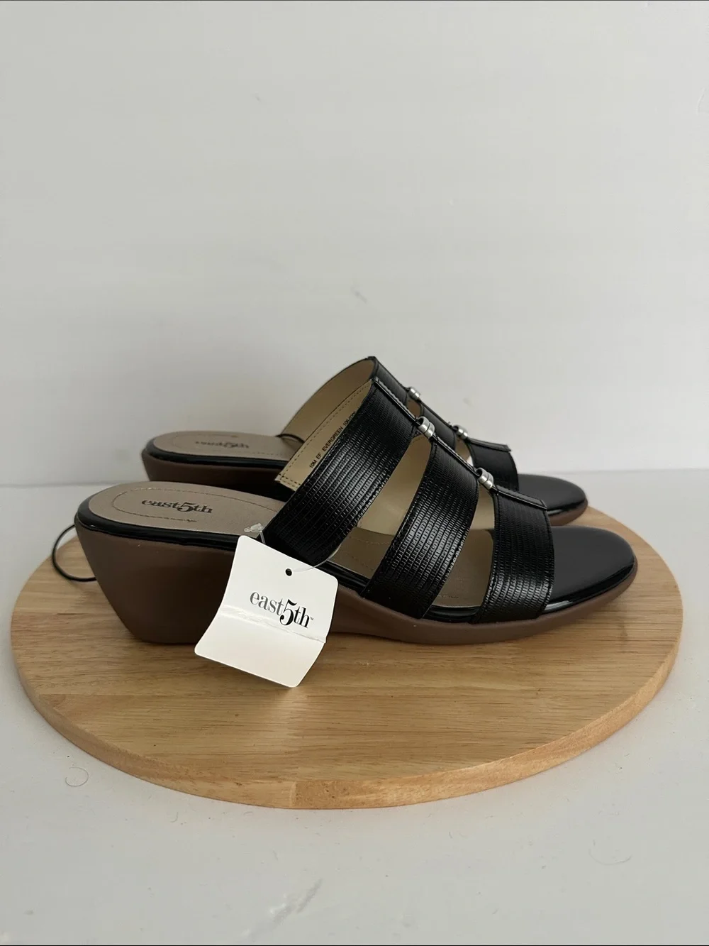 east 5th Womens Evergreen Heeled Sandals